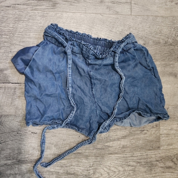 Casual Blue Jean Shorts for Women - Picture 1 of 2